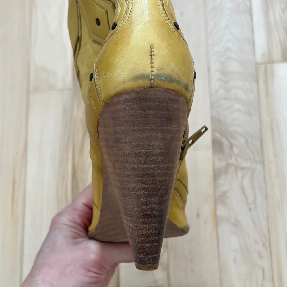 BCBGirls Yellow Heeled Western Boots - Picture 4 of 6